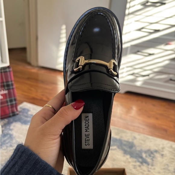 Steve Madden Black Patent Loafers with Gold Accent - Picture 4 of 9